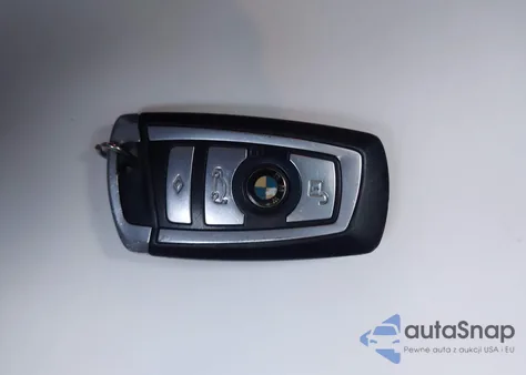 2011 BMW 740I из США, поврежденный, VIN WBAKA4C5XBC612953